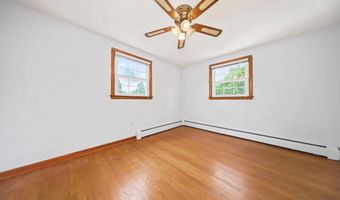 32 Loveland Ln, Bristol, CT 06010