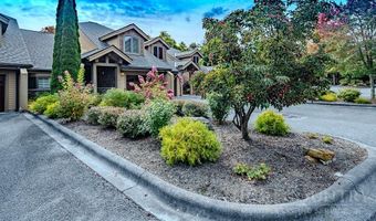 123 Bear Cub Ln 123, Banner Elk, NC 28604