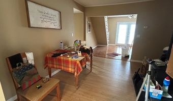131 Lansworth Dr, Austinville, VA 24312