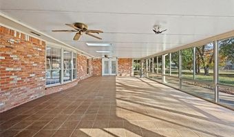 941 SE Paddock Ct, Bartlesville, OK 74006