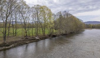 237 River Rd, Avon, ME 04966