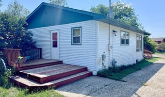 212 7th Ave NW, Bowman, ND 58623