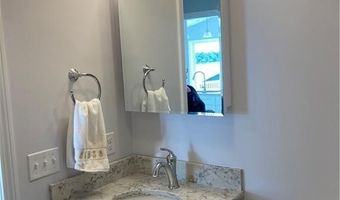 47 Tuckerman Ave, Middletown, RI 02842
