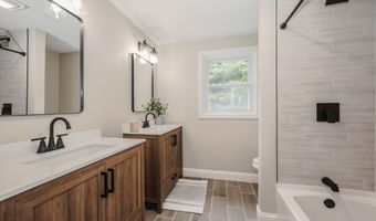 157 Hooksett Rd, Auburn, NH 03032