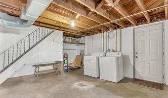 8216 Mackenzie Rd, Affton, MO 63123