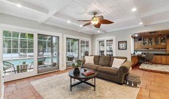 910 ALAMEDA St, Orlando, FL 32804