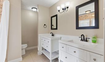 127 Springbrook Dr, Auburn, GA 30011