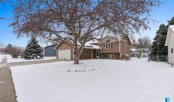 116 W Birchwood Dr, Brandon, SD 57005