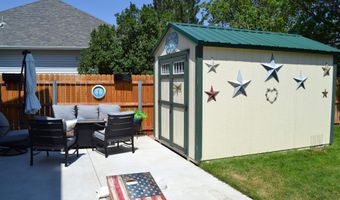3006 THOMAS Rd, Cheyenne, WY 82009