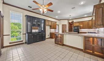 501 Mariah Bay Dr, Heath, TX 75032