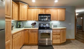 1824-2 Parkland Dr 0602, Arkdale, WI 54613