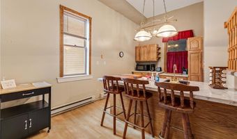 405 N Main St, Alma, WI 54610