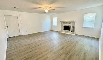 1107 E St, Barling, AR 72923