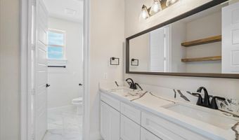 100 Buddy Ct, Millsap, TX 76066