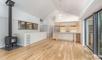 108 Truman Pl, Asheville, NC 28803