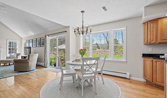 7 Woodfield Rd, Acton, MA 01720