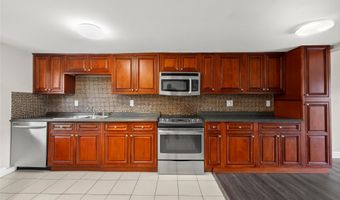 1030 Galliton Ct F, Columbus, OH 43220