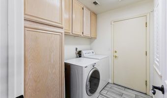 5812 Ventana Dr, Las Vegas, NV 89130