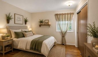 7 Springlake Ct, Ballwin, MO 63011