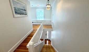 8 Champlin St, Newport, RI 02840