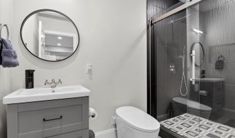 22557 MIDDLEBURG CHAPEL Ct, Ashburn, VA 20148
