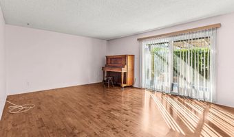 1896 Fairway Park A, Escondido, CA 92026