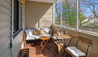 39 Lance Cir 39, Bridgeport, CT 06606