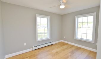 6 Lilac Ave, Bangor, ME 04401