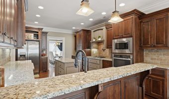 22391 Cantera Dr, Athens, AL 35613