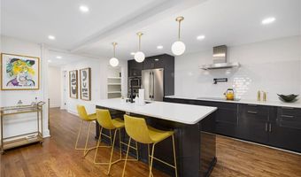 23 Mt. Vernon St, Newport, RI 02840