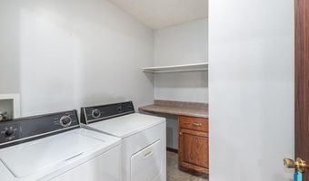 410 N 9th Ave, Brandon, SD 57005