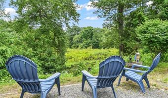 373 Fletcher Rd, North Kingstown, RI 02852