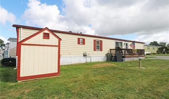 56 Bayview Pkwy, Middletown, RI 02842