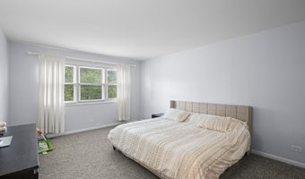 815 E Hintz Rd, Arlington Heights, IL 60004