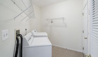 2 BOICE Ln, Belle Mead, NJ 08502