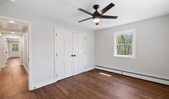 41 Elk Dr, Bedford, NH 03110