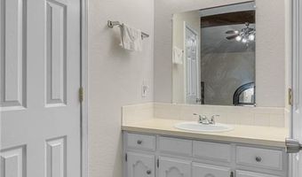 701 N St, Barling, AR 72923