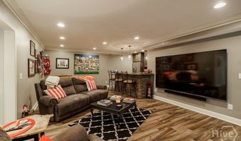 530 Westview Dr, Athens, GA 30606