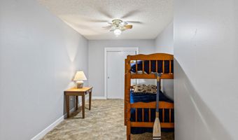 57 Lakeview Pt, Alexander City, AL 35010