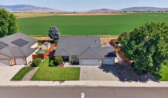 1330 Petar Dr, Gardnerville, NV 89410