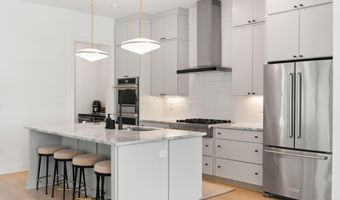2856 Kobuk Dr A, Columbus, OH 43228