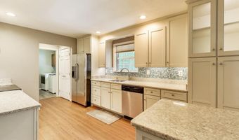 2012 BERMONDSEY Dr, Bowie, MD 20721