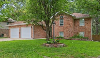 1019 Daniels St, Aurora, MO 65605