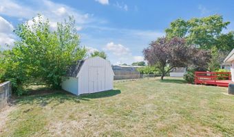 175 Kraft Dr, Ashville, OH 43103