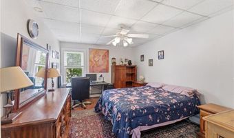 167 Central St, Lincoln, RI 02838