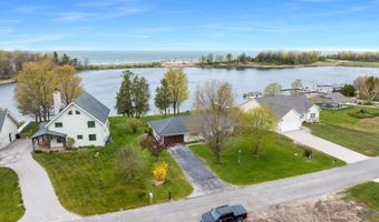16950 First St, Arcadia, MI 49613