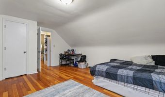 470 Dexter Dr, Bridgeport, CT 06606