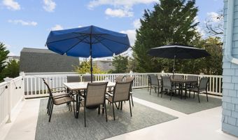 17 E 14TH St, Barnegat Light, NJ 08006
