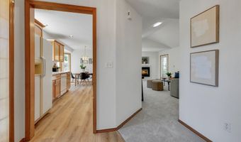 12997 SE LA CRESTA Dr, Milwaukie, OR 97222
