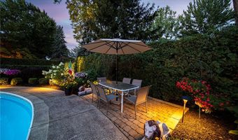 4116 Polo Park Dr, Willoughby, OH 44094
